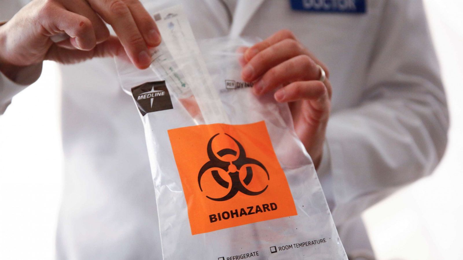 Γερμανός υπουργός Υγείας: «Πολύ νωρίτερα θα κυκλοφορήσει φάρμακο για τον κορωνοϊό παρά εμβόλιο»