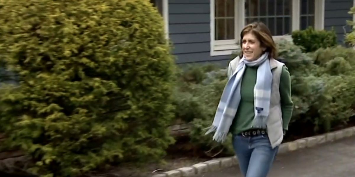 Νέα Υόρκη: Η 45χρονη που νόσησε από κορωνοϊό και τώρα αποτελεί μια από τις ελπίδες της ανθρωπότητας (βίντεο)