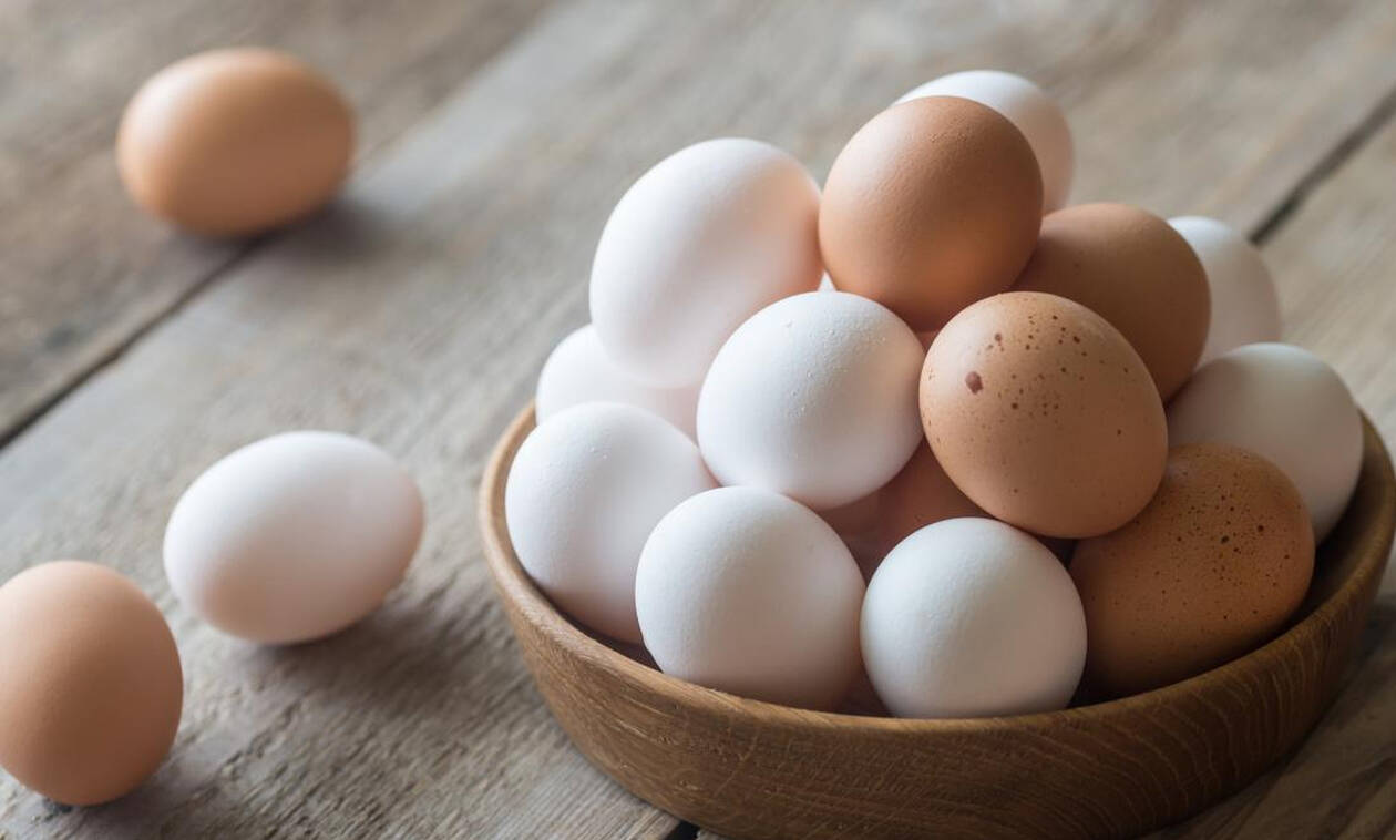 Αυτή είναι η διαφορά ανάμεσα στα λευκά και τα καφέ αυγά