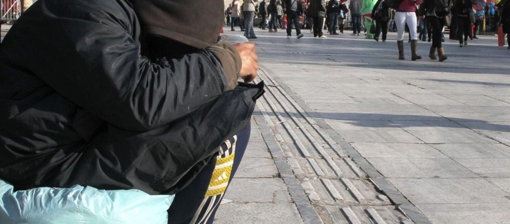 H UniCredit προβλέπει ελληνική οικονομική κατάρρευση το 2020-2021: «Έρχεται ύφεση 18,5% στην Ελλάδα!»