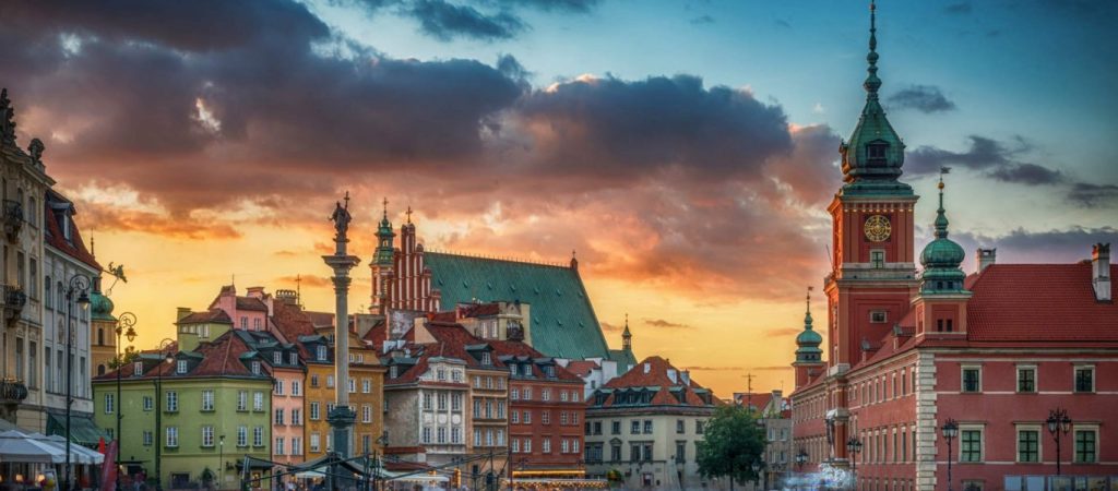 Πολωνία: Η κυβέρνηση επιμένει στην διεξαγωγή των εκλογών τον Μάιο παρά την πανδημία