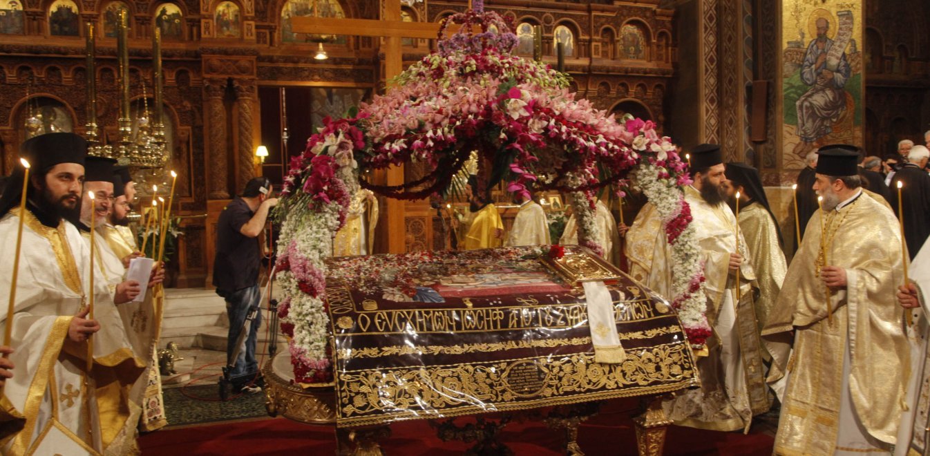 «Οδηγός» της Ιεράς Συνόδου για την περίοδο του Πάσχα – Πως θα γίνει η περιφορά του επιταφίου