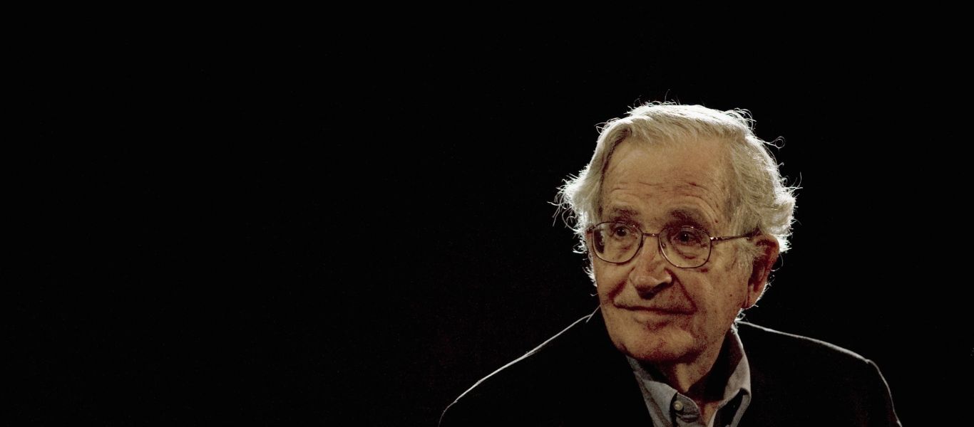 Ν.Τσόμσκι: «Μετά την πανδημία χρειαζόμαστε πολεμικές οικονομίες – Είμαστε στα πρόθυρα ενός πυρηνικού πολέμου»
