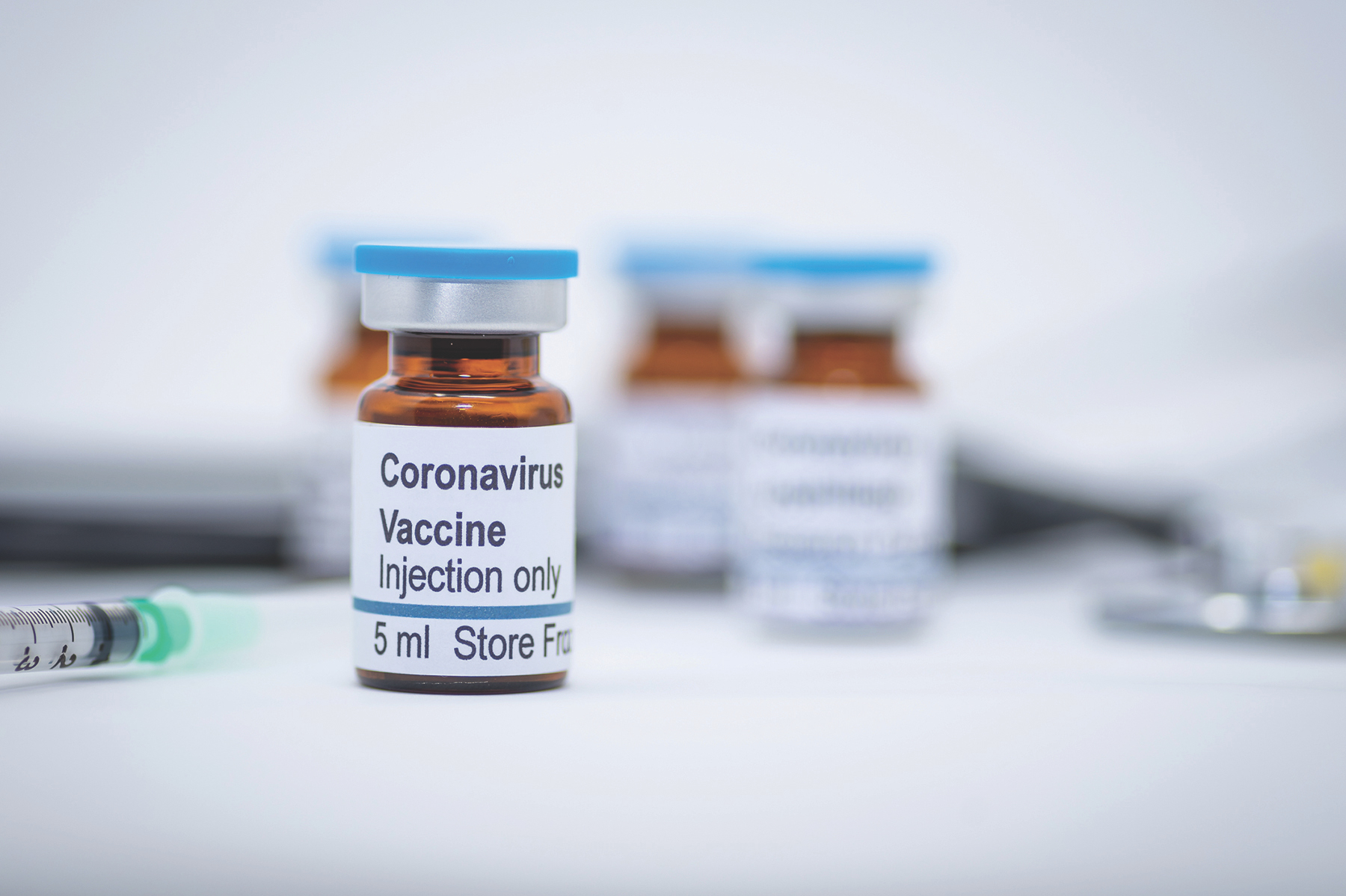 Κορωνοϊός: Στα μέσα Μαΐου δοκιμές εμβολίου σε ανθρώπους