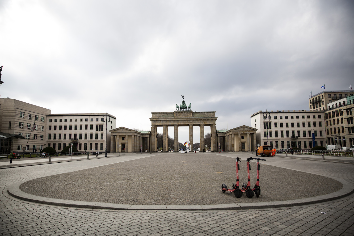 Γερμανία: Μετά το καθολικό Πάσχα η πρώτη χαλάρωση των μέτρων για τον κορωνοϊό
