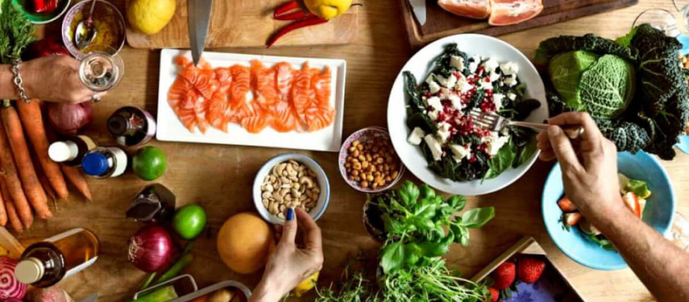 Αυτές είναι οι τροφές που όλοι έχουμε στο σπίτι μας και προστατεύουν από ασθένειες