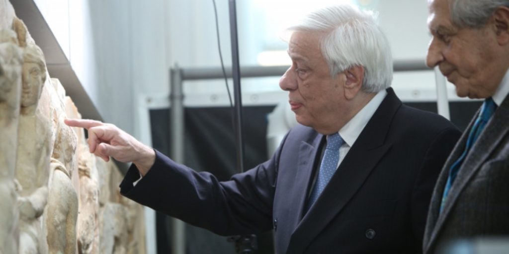 Ο Προκόπης Παυλόπουλος για τον θάνατο της Ελένης Κούμπιτ