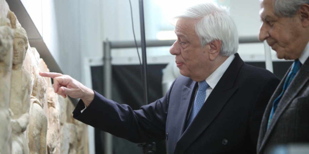 Ο Προκόπης Παυλόπουλος για τον θάνατο της Ελένης Κούμπιτ