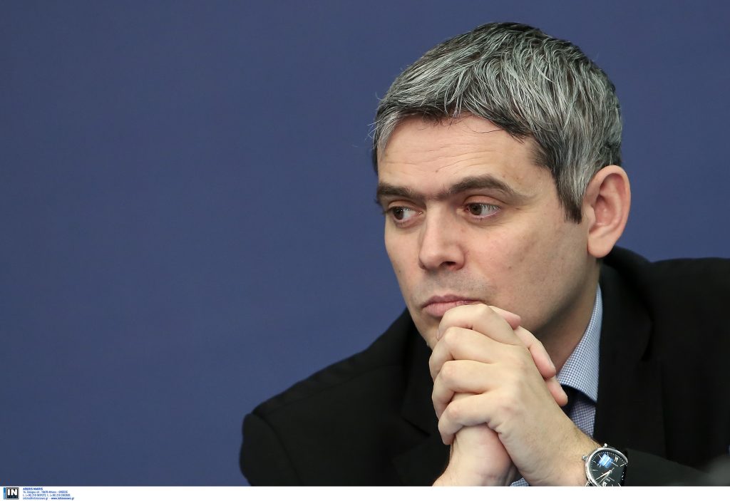 Η ευφάνταστη δικαιολογία του Κ. Καραγκούνη για τα 11 εκατ. στα ΜΜΕ: «Ένα ευρώ στον κάθε πολίτη είναι η χρέωση» (βίντεο)