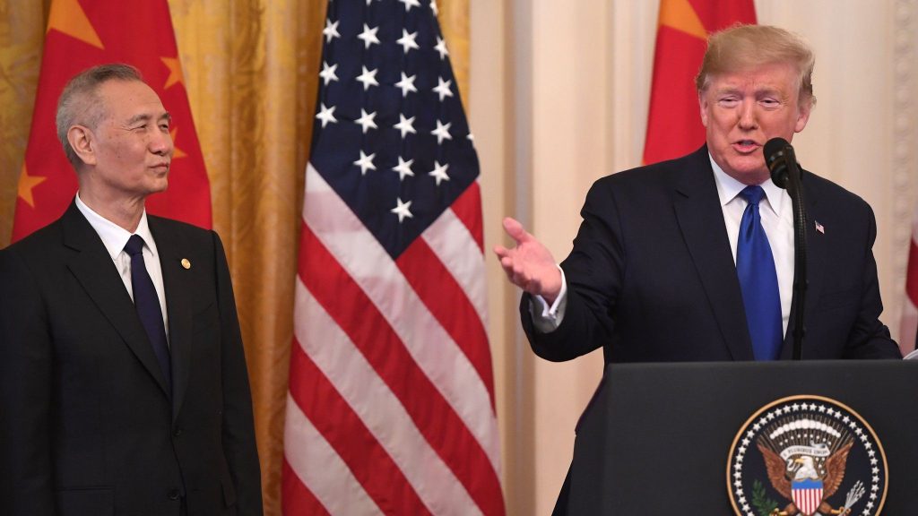 Τ. Κάπτσαν: «Οι ΗΠΑ και η Κίνα πρέπει να ξεκινήσουν να συνεργάζονται – Να ηγηθούν μιας προσπάθειας για τον κορωνοϊό»