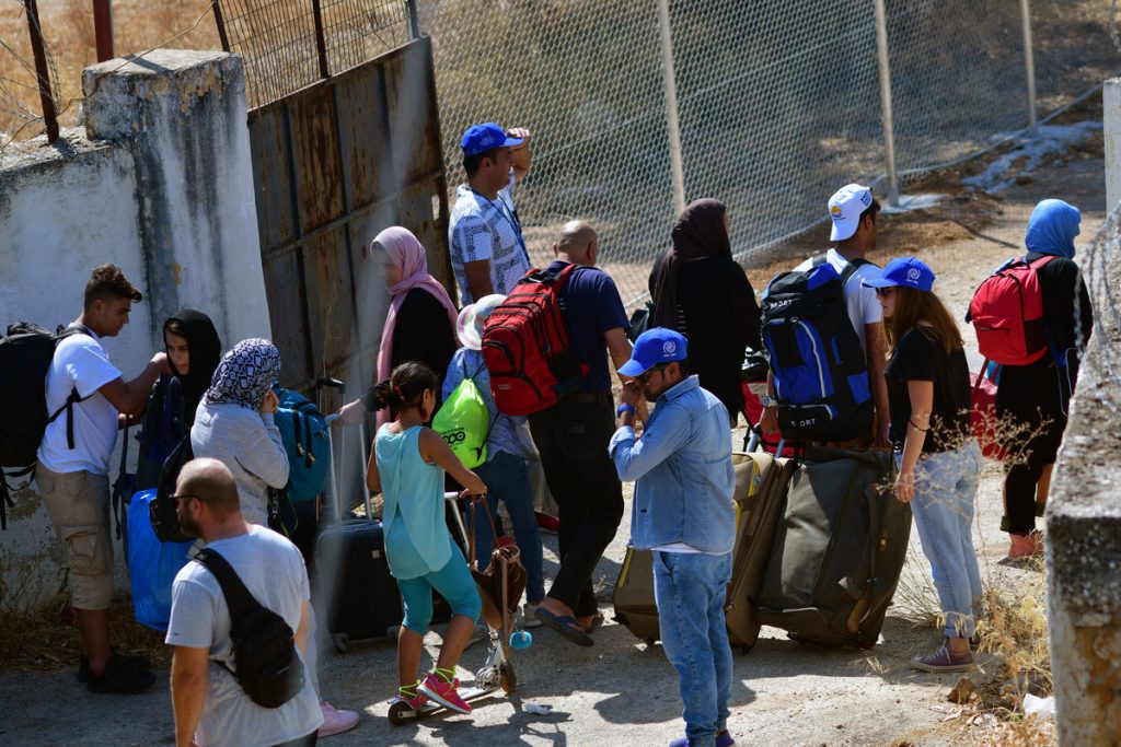 Ξεφεύγει  η κατάσταση με τους αλλοδαπούς – Εκκλήσεις Ν.Μηταράκη: «Stay in Camps»! (βίντεο)