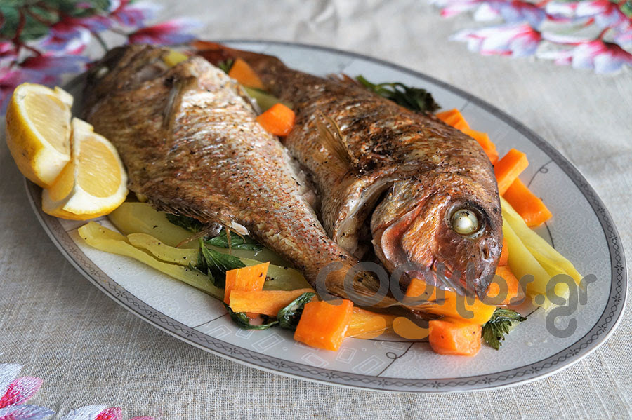 Η συνταγή της ημέρας: Φαγκρί με λαχανικά στο φούρνο