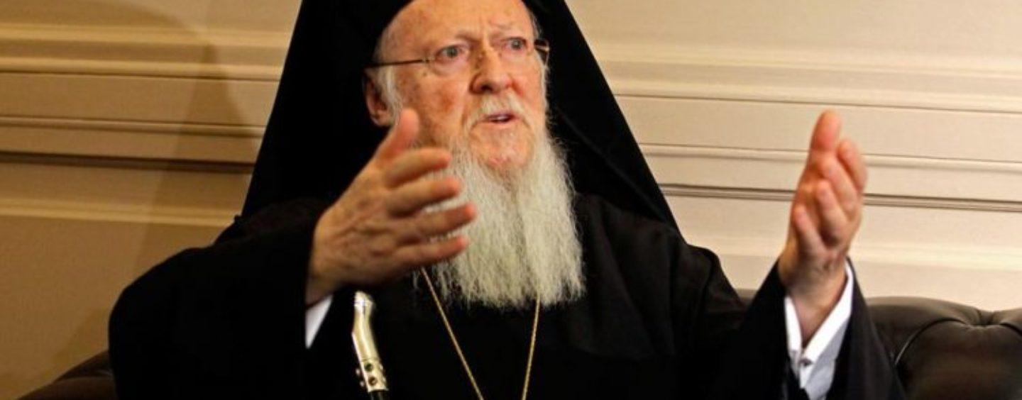 Βαρθολομαίος: «Δεν θα πάρετε το Άγιον Φως σε λαμπάδες θα μεταγγισθεί όμως στις καρδιές σας»