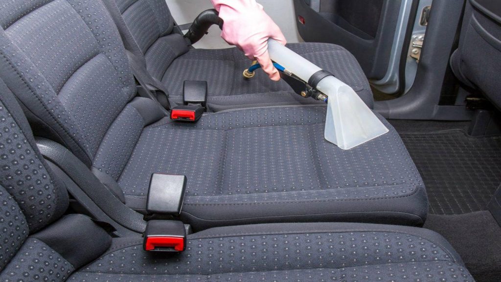 Κορωνοϊός και βιολογικός καθαρισμός αυτοκινήτου: Όλα όσα πρέπει να προσέχετε