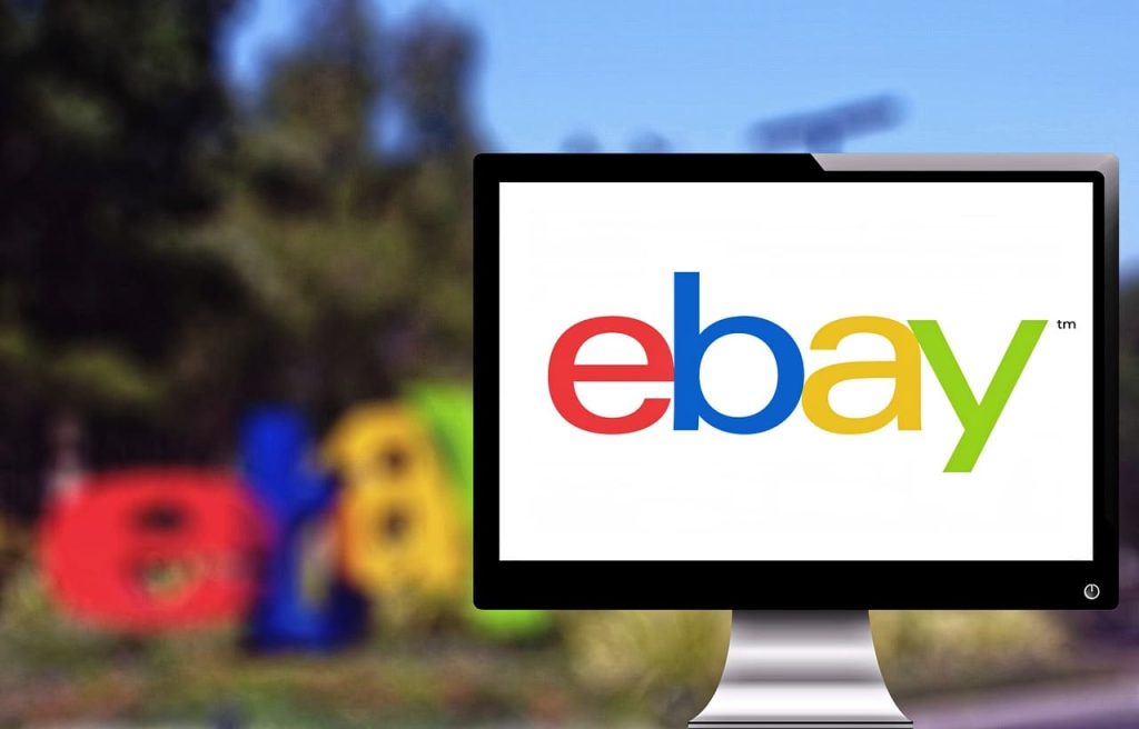 Η πιο περίεργη πώληση στο eBay: Τα μυστικά του… γερμανικού στρατού πουλήθηκαν για 90 ευρώ (βίντεο)
