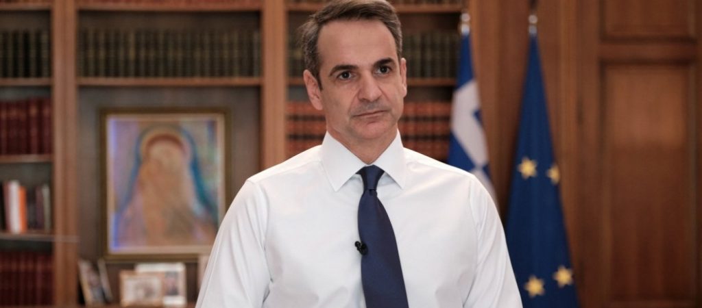 Ο Κ.Μητσοτάκης κάθισε στα… ψηφιακά θρανία και παρακολούθησε Φυσική