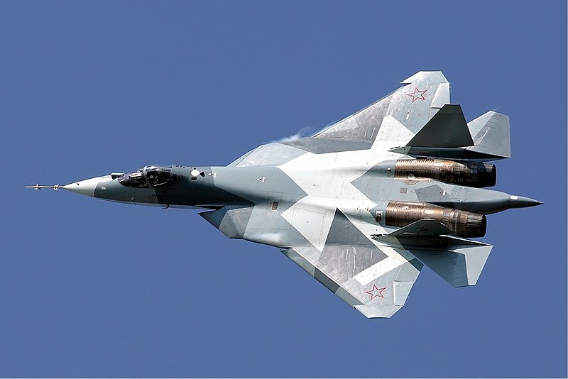 Στην ανάπτυξη νέου ελαφρού μαχητικού που θα συμπληρώσει το Su 57 στοχεύει η Ρωσία