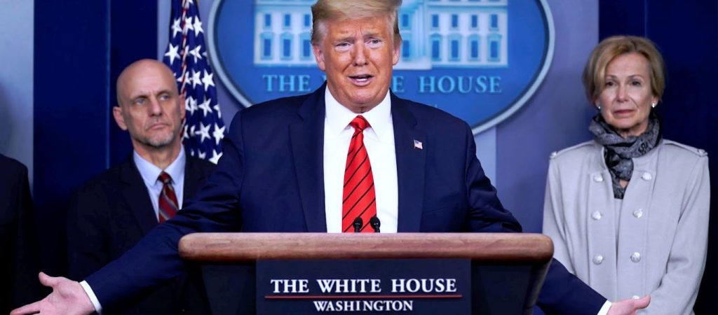 Δείτε ζωντανά τις εξαγγελίες του Ντόναλντ Τραμπ για την επανεκκίνηση της αμερικανικής οικονομίας