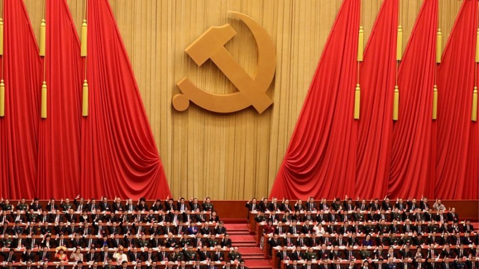 ΥΠΕΞ Κίνας: «Δεν φτιάξαμε τον ιό σε εργαστήριο, το λέει και ο… ΠΟΥ!»