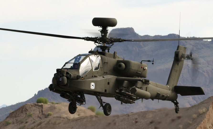 ΗΠΑ: Το 500στο AH-64E βγήκε από τη γραμμή παραγωγής