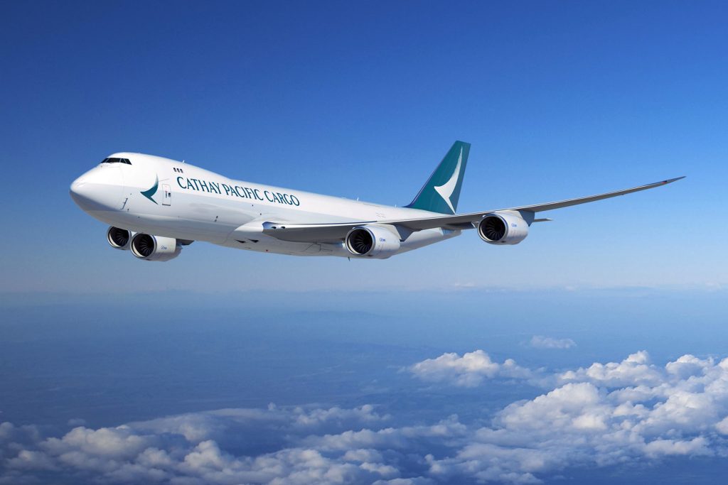 Cathay Pacific: Καθηλωμένα τα αεροσκάφη λόγω κορωνοϊού – Απολύθηκαν 286 μελή πληρώματος