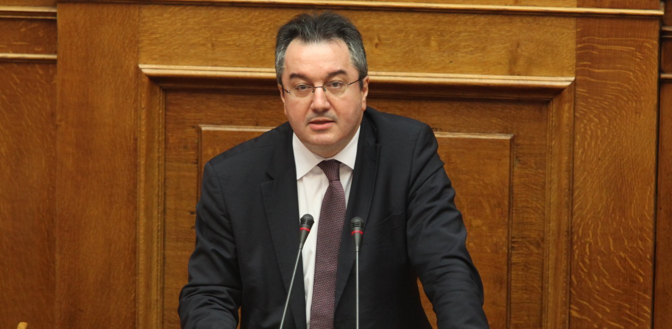 Η.Μόσιαλος: «Αν ο κορωνοϊός δεν γίνει εποχική νόσος θα πρέπει να παραταθούν τα μέτρα για τις ευπαθείς ομάδες» (βίντεο)