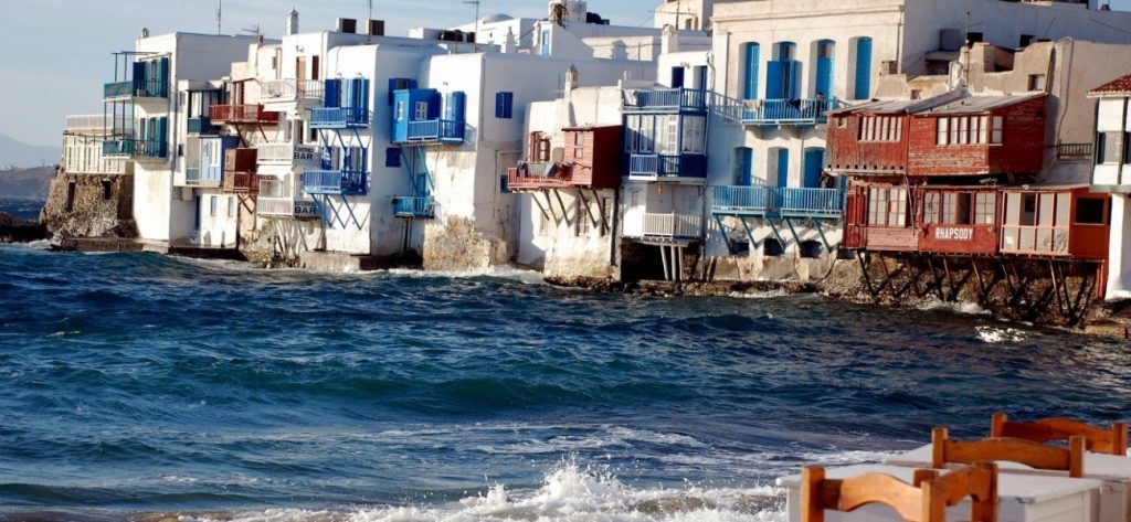 Άδειασε η Μύκονος: Εικόνες που σε τίποτα δεν θυμίζουν Πάσχα στο νησί (βίντεο)