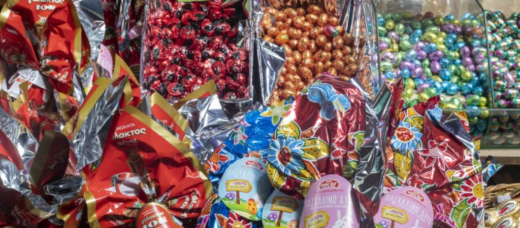 Δείτε αναλυτικά το ωράριο καταστημάτων από σήμερα έως την Δευτέρα του Πάσχα