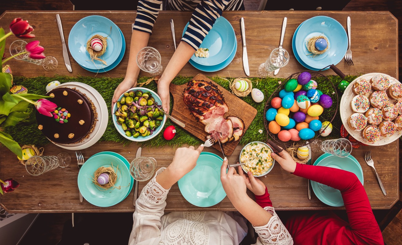 Τι παραδοσιακό φαγητό φτιάχνει η κάθε χώρα για το Πάσχα;