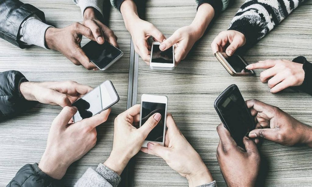 Διέγραψέ τες σύντομα: Τέσσερις εφαρμογές που σε εθίζουν ακόμα περισσότερο στο κινητό