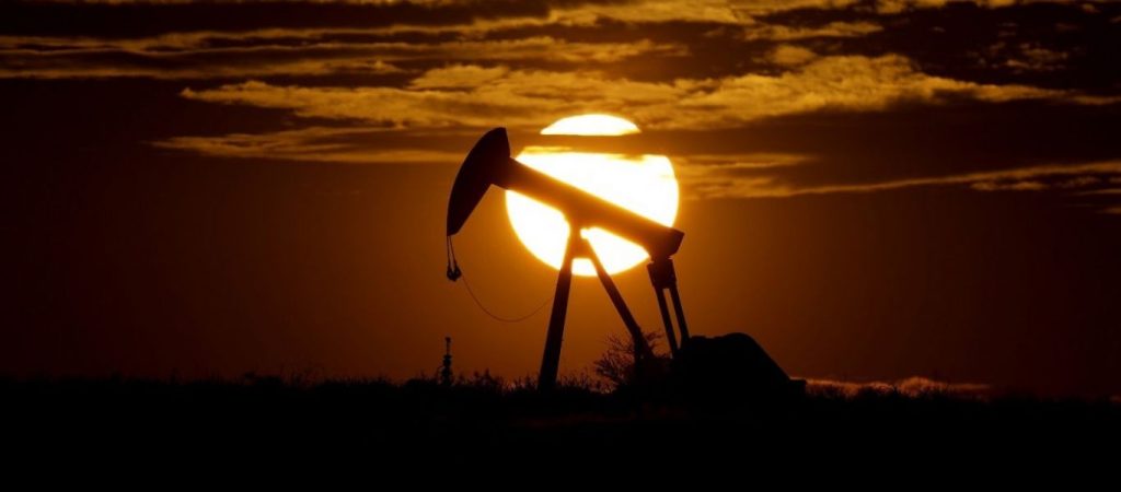 «Ελεύθερη πτώση» για την τιμή του αργού – Κάτω από τα 15 δολάρια το βαρέλι