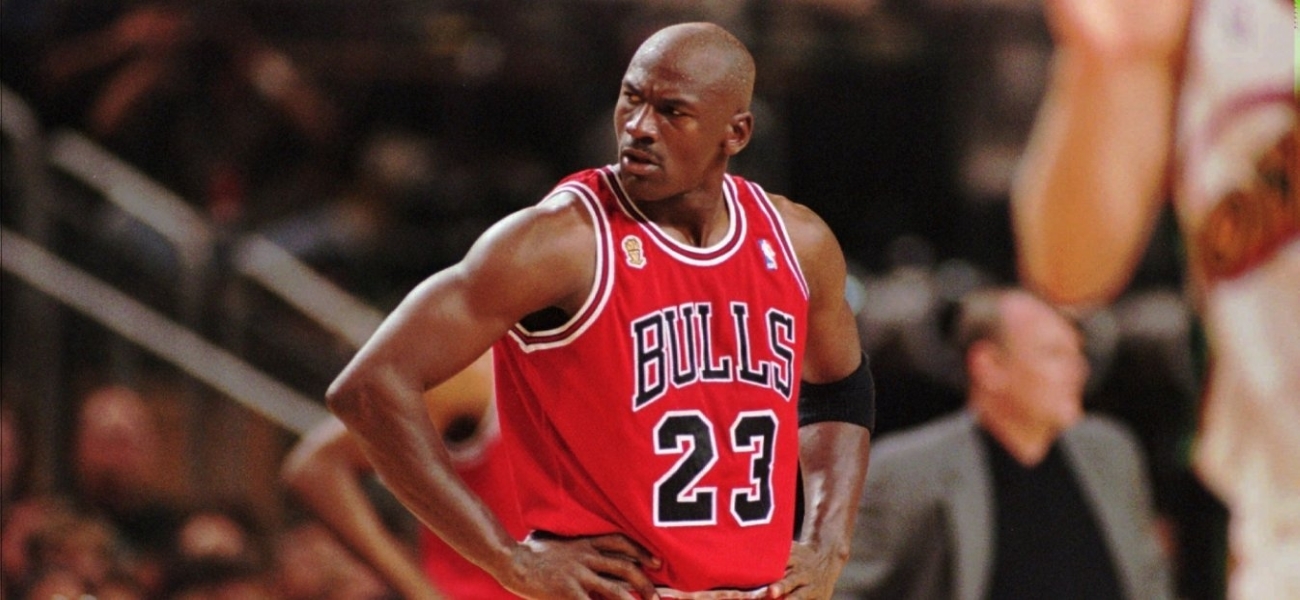 Σπόρτινγκ 1983: Όταν ο Τζόρνταν έφαγε «τάπα» από τον Νίκο Φιλίππου (βίντεο)