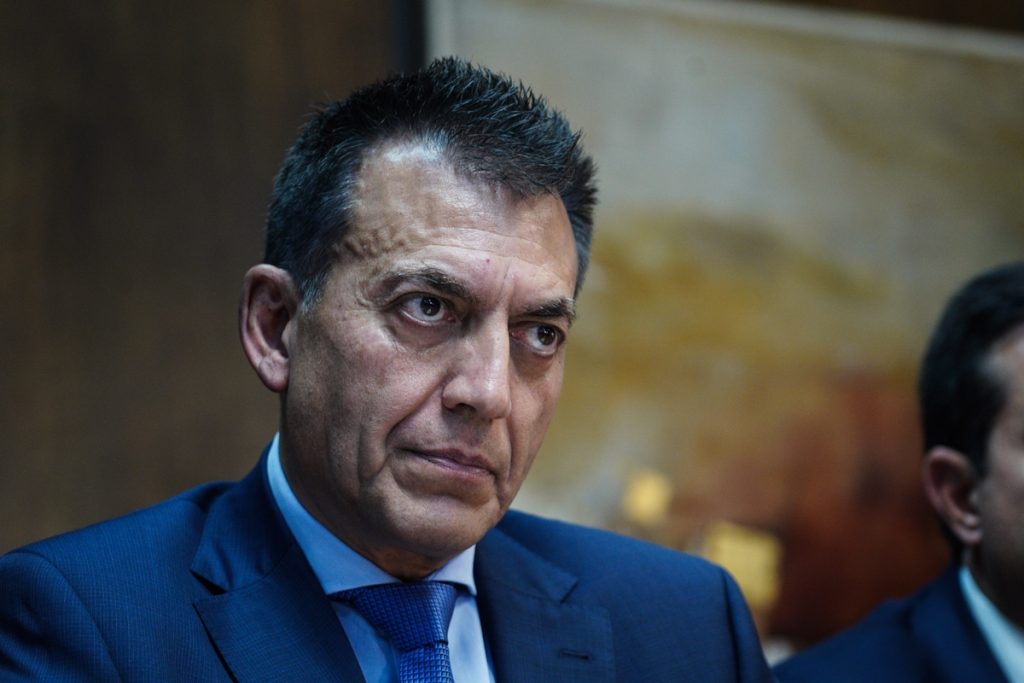 Την παραίτηση του υπουργού Εργασίας Γιάννη Βρούτση ζητά ο ΣΥΡΙΖΑ