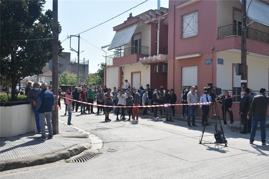 Έξαλλοι οι κάτοικοι της Ν.Σμύρνης Λάρισας: «Θα σπάσουμε την καραντίνα και σε όποιον αρέσει» (βίντεο)