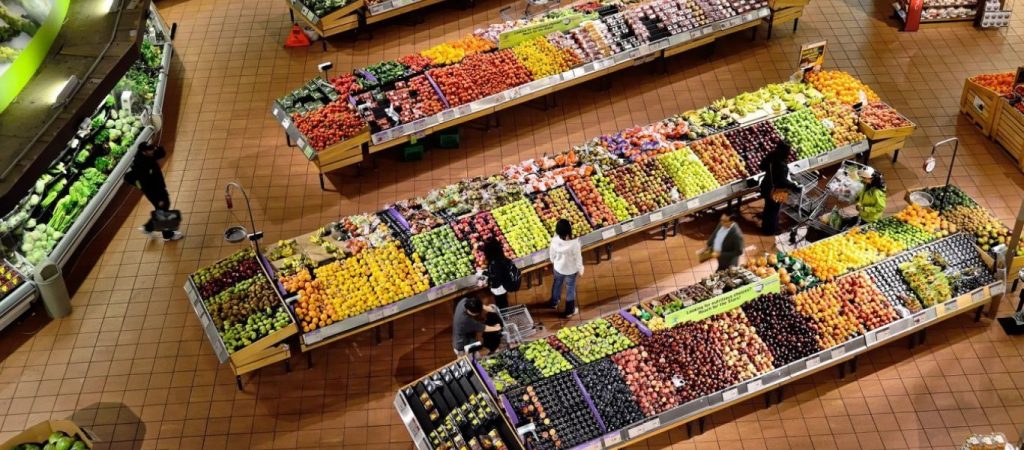 «Χρυσές» δουλειές για τα σούπερ μάρκετ: Εκτοξεύθηκαν τα έσοδά τους ενόψει κορωνοϊού