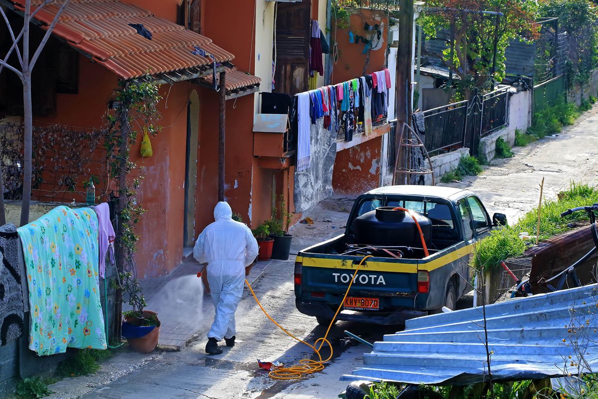 Νέα Σμύρνη Λάρισας: Πέντε νέα κρούσματα κορωνοϊού σε Ρομά – Αντιδρούν οι κάτοικοι – Τεταμένο το κλίμα
