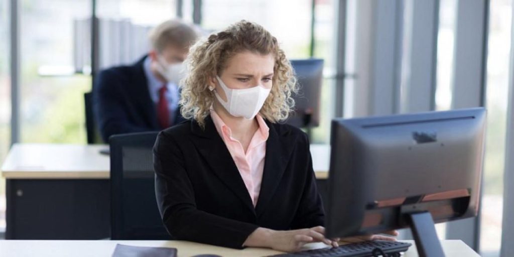 Όλα όσα θα αλλάξει για πάντα ο κορωνοϊός! Οι ειδικοί «βλέπουν» την επόμενη μέρα!