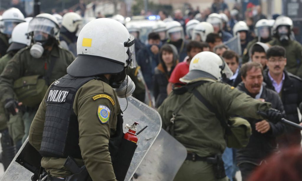Κατηγορίες σε ακόμα 13 για τα επεισόδια στη Χίο – Η αστυνομία εξετάζει και εμπλοκή αιρετών