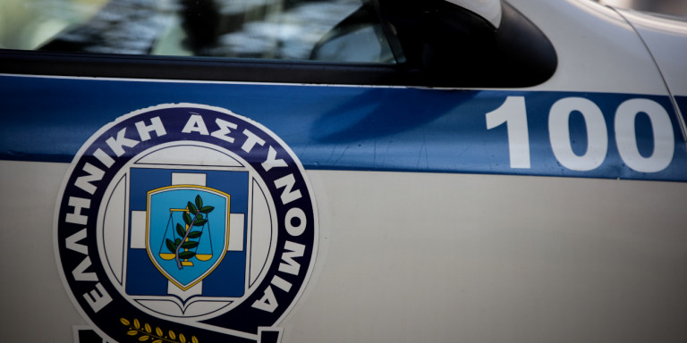 Πάτρα: Ενοπλη ληστεία τα ξημερώματα σε βενζινάδικο -Ο δράστης φορούσε… χειρουργική μάσκα