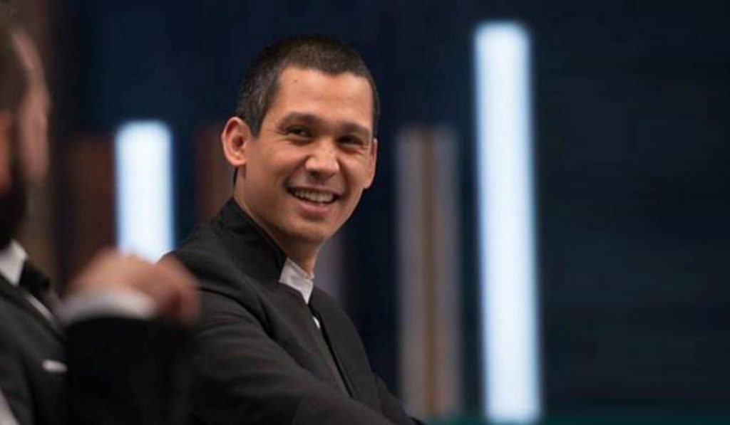 Ποιος παίκτης του «MasterChef» βρήκε ανάλατο το φαγητό στο εστιατόριο του Σ. Κοντιζά; (βίντεο)