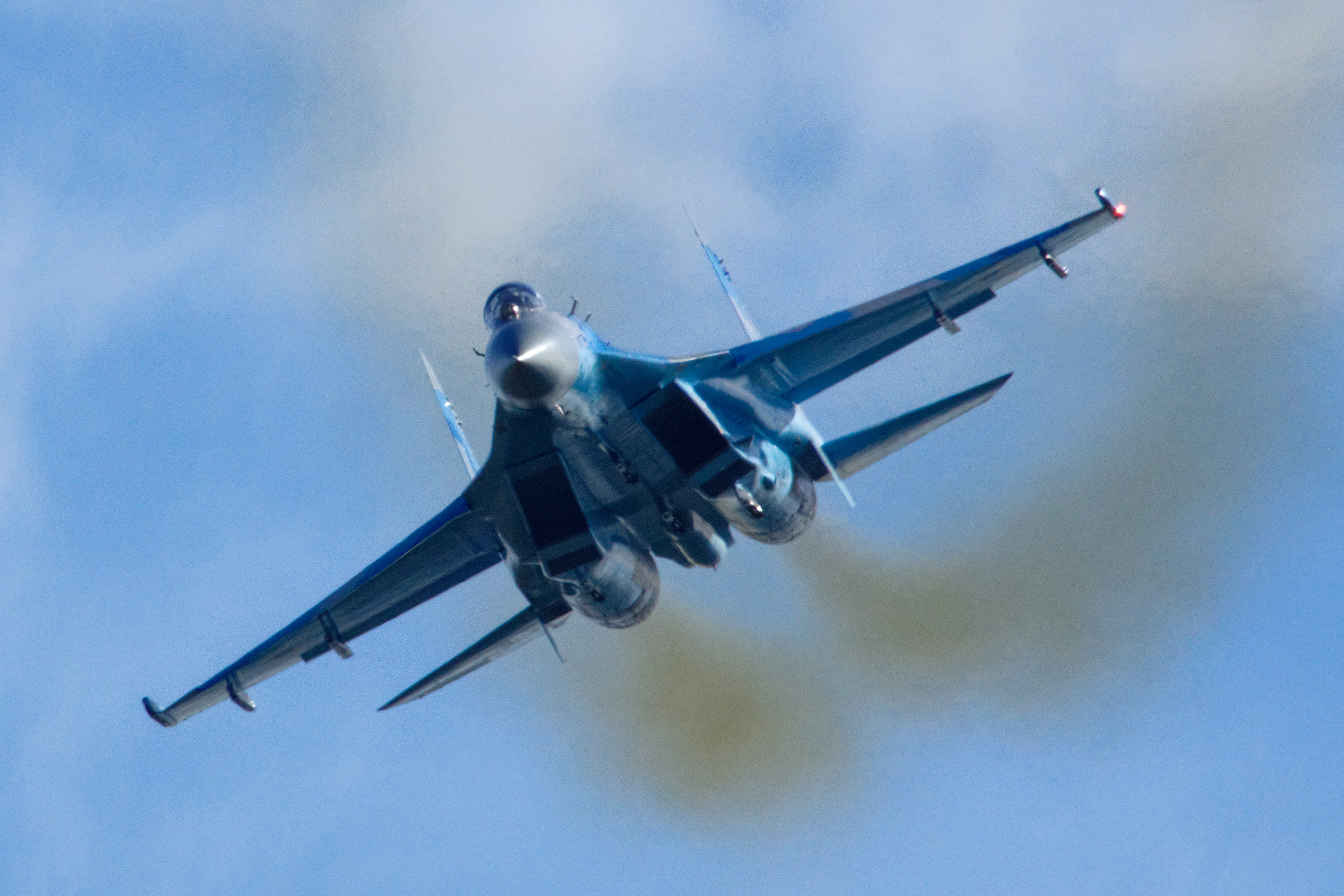 Ο ένας αναχαιτίζει τον άλλον στην Βαλτική: Βίντεο με ρωσικά Su-27 να αναχαιτίζουν βελγικά F-16