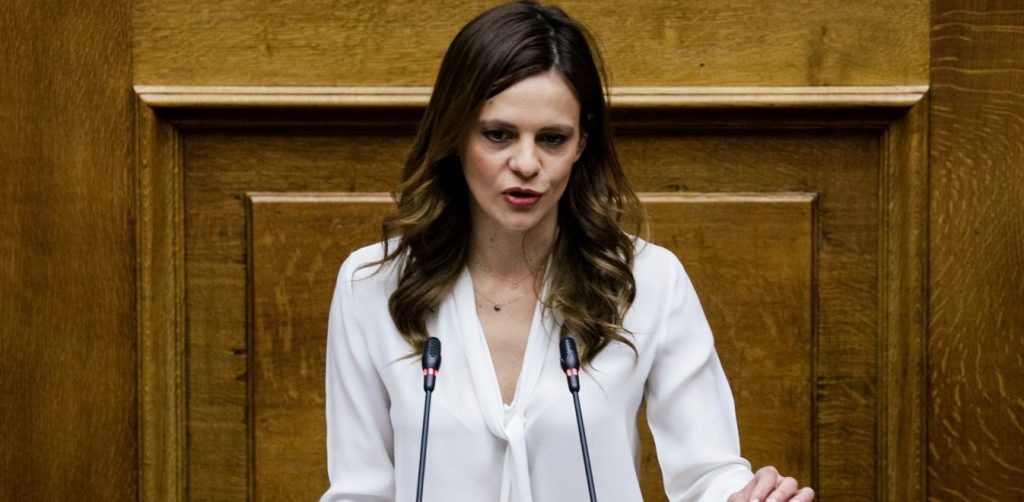 Ε.Αχτσιόγλου: «Δεν ελήφθησαν ουσιαστικά μέτρα στήριξης των εργαζομένων και των επιχειρήσεων» (βίντεο)