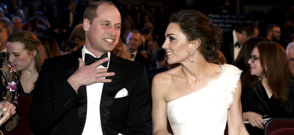 Η Κέιτ Μίντλετον και ο πρίγκιπας Γουίλιαμ έκλεισαν 9 χρόνια γάμου: Το γιόρτασαν με μια φωτογραφία