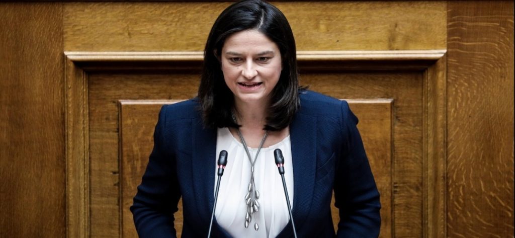 Άρση περιορισμών: Τι αναμένεται να ανακοινώσει η Ν. Κεραμέως για την επαναλειτουργία των σχολείων