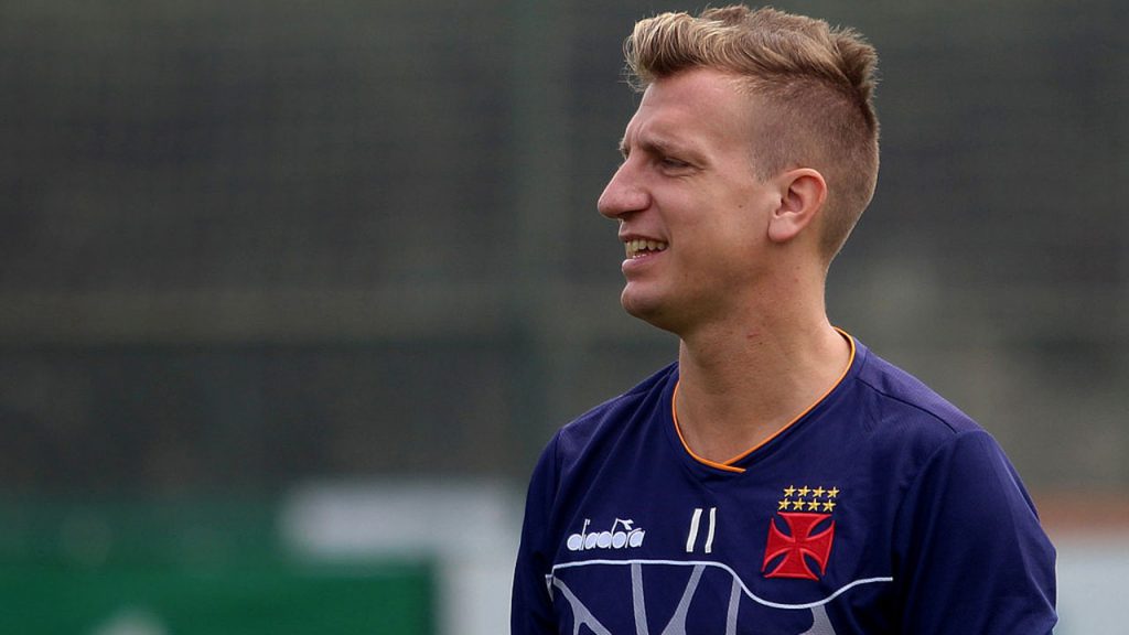 Ποια Γουάντα Νάρα; – Αυτή είναι η κούκλα σύντροφος του Μάξι Λόπες (φώτο)