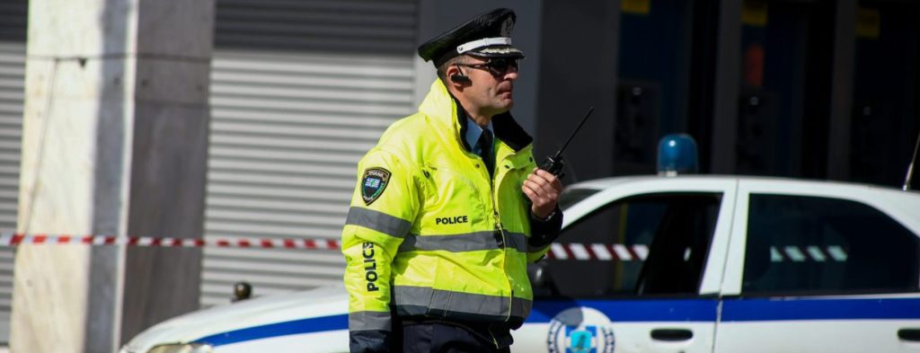 Συναγερμός στην ΕΛ.ΑΣ: Τηλεφώνημα για βόμβα σε τράπεζα στη Συγγρού