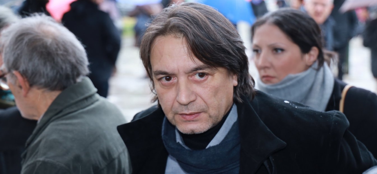 Γιάννης Κότσιρας: «Είναι τραγικό – Δεν υπήρξε καμία μέριμνα για τον κόσμο του πολιτισμού»