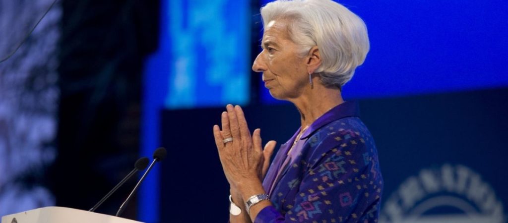 «Έξω από τα δόντια» τα είπε η Λαγκάρντ: «Η κατάσταση δεν έχει προηγούμενο – Ύφεση έως 12%»