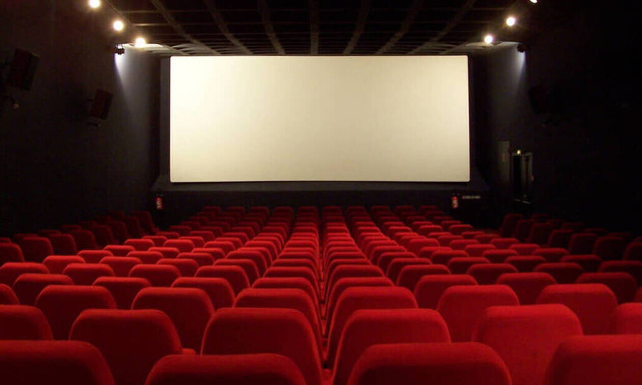 «Θα μας πεθάνουν»: Ανοιχτά σινεμά με μάσκες και χωρίς ποπ κορν;