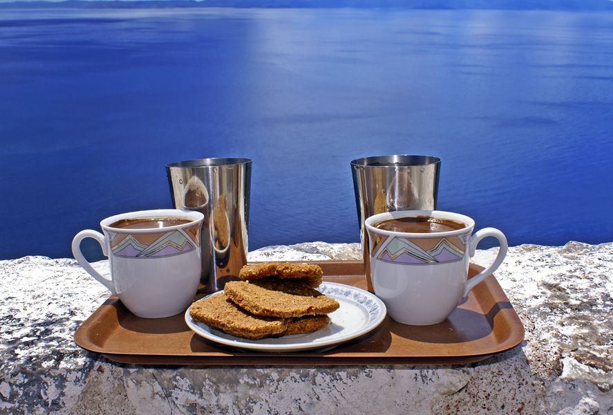 Δείτε γιατί ο ελληνικός καφές βοηθάει και στη χώνεψη!